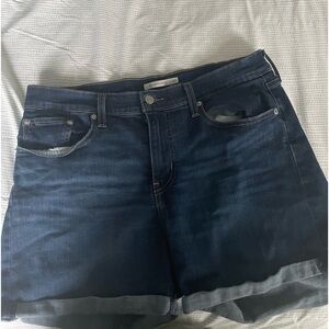 Levi Mid Length Shorts